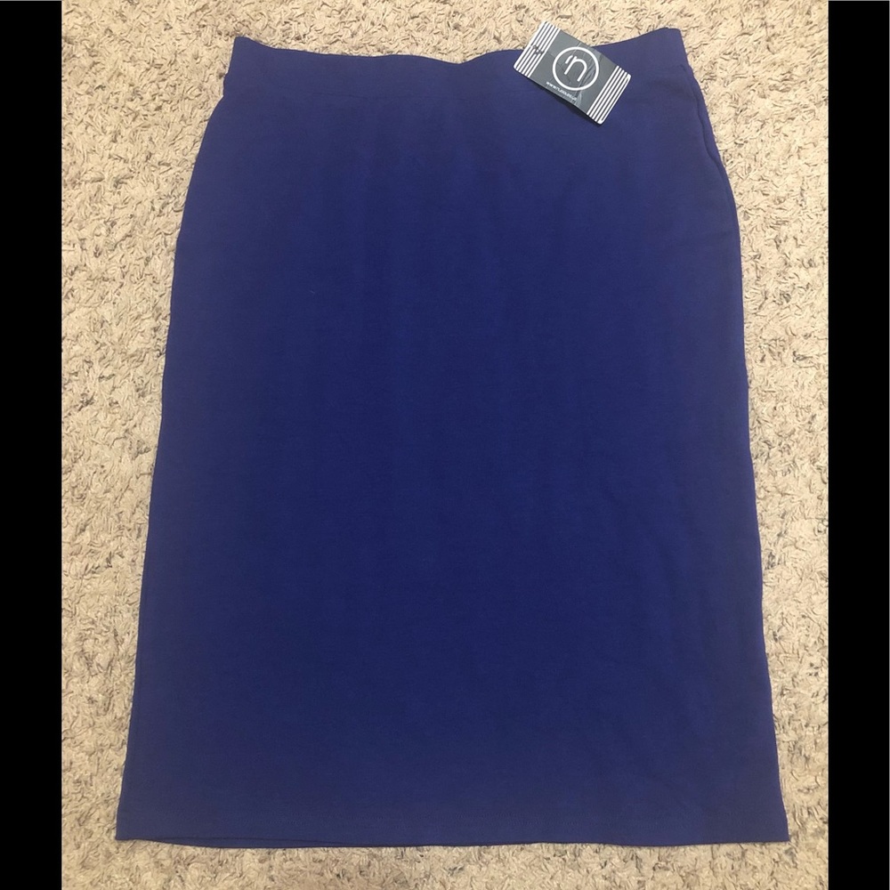 Nuggles skirt